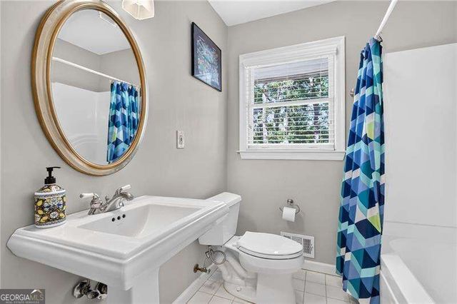2085 Clearwater Drive, Marietta, GA 30067