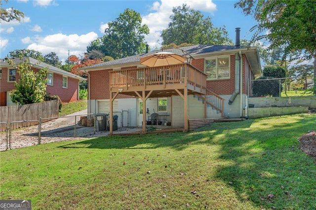 2085 Clearwater Drive, Marietta, GA 30067
