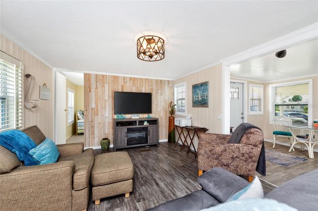 230 WOLVERINE AVENUE, North Port, FL 34287