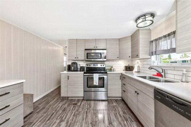 230 WOLVERINE AVENUE, North Port, FL 34287