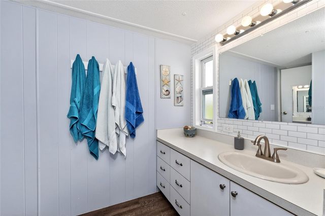 230 WOLVERINE AVENUE, North Port, FL 34287