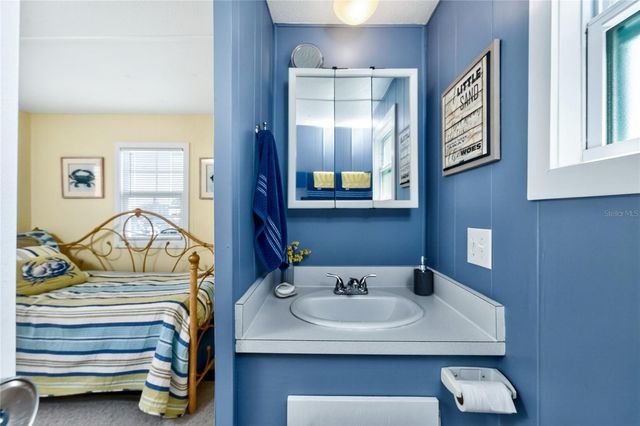 230 WOLVERINE AVENUE, North Port, FL 34287