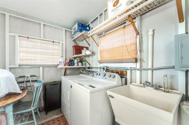 230 WOLVERINE AVENUE, North Port, FL 34287