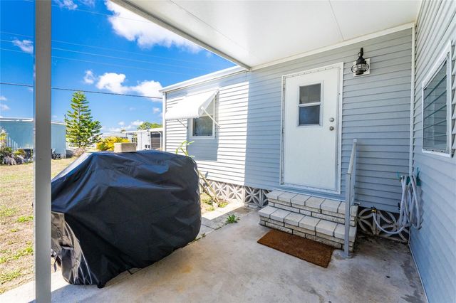 230 WOLVERINE AVENUE, North Port, FL 34287