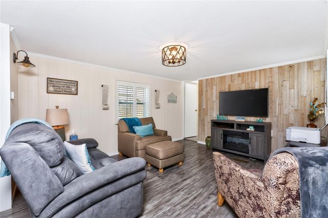 230 WOLVERINE AVENUE, North Port, FL 34287