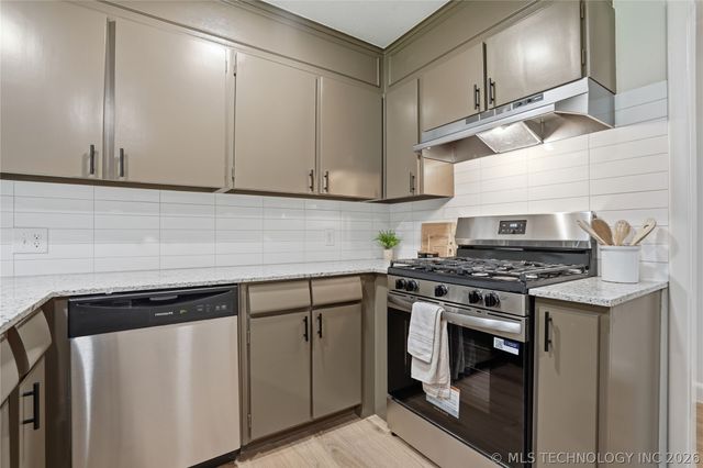6781 E 26th Place, Tulsa, OK 74129