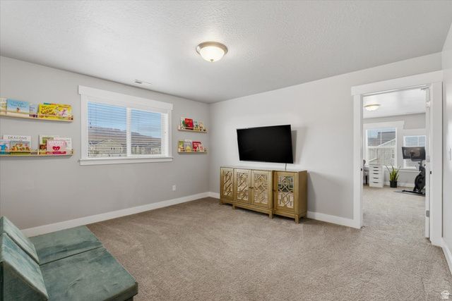 6633 W INDIGO DR, Herriman, UT 84096