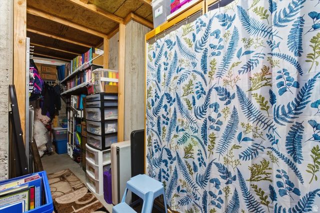 6633 W INDIGO DR, Herriman, UT 84096