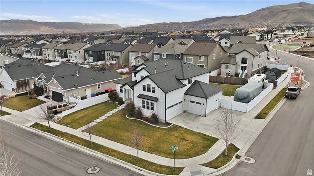 6633 W INDIGO DR, Herriman, UT 84096