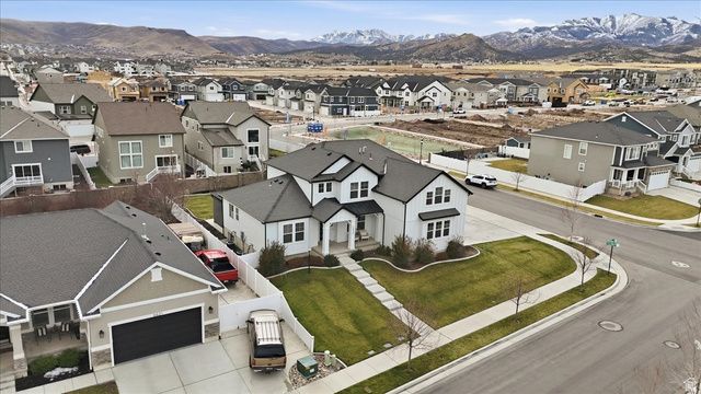 6633 W INDIGO DR, Herriman, UT 84096
