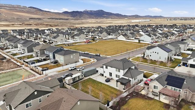 6633 W INDIGO DR, Herriman, UT 84096