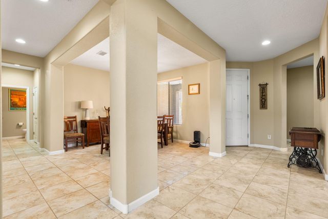 1705 Tent Rocks Drive NW, Albuquerque, NM 87120