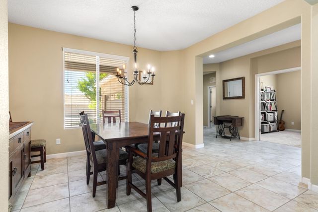 1705 Tent Rocks Drive NW, Albuquerque, NM 87120