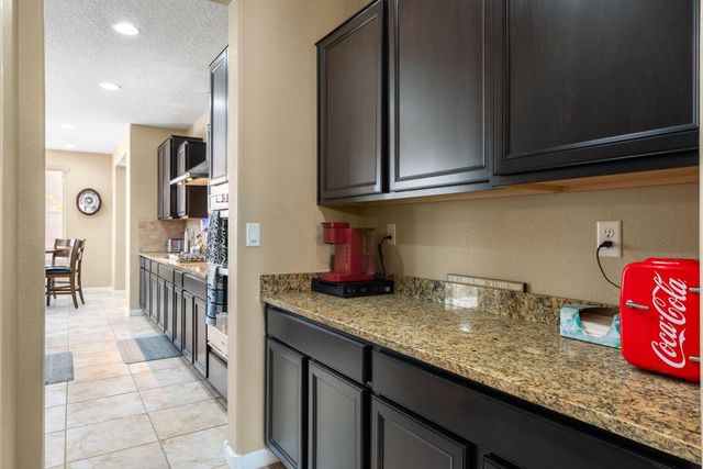 1705 Tent Rocks Drive NW, Albuquerque, NM 87120