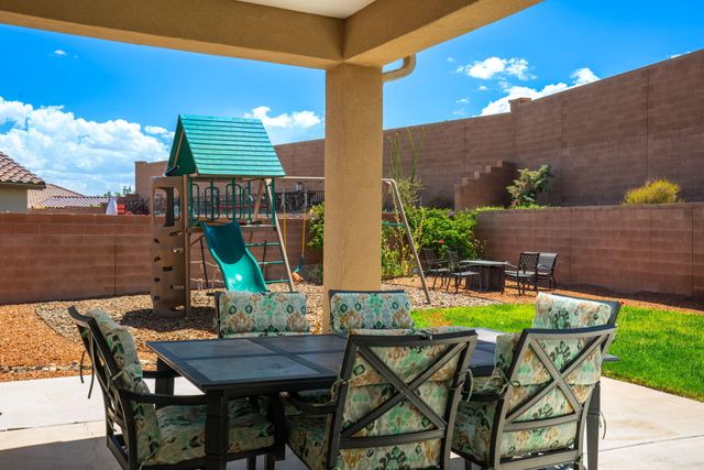 1705 Tent Rocks Drive NW, Albuquerque, NM 87120