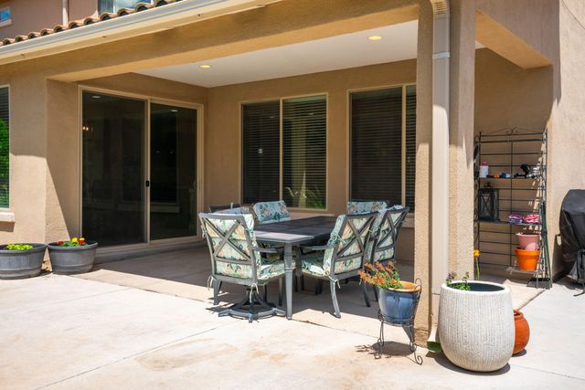 1705 Tent Rocks Drive NW, Albuquerque, NM 87120