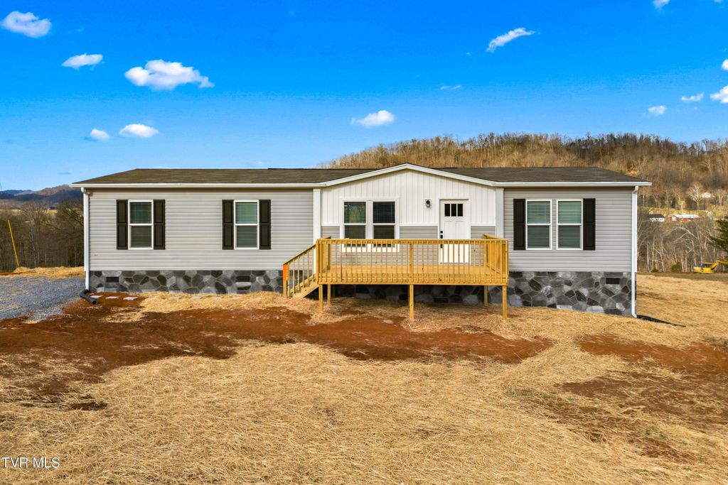 1119 Stanley Valley Road, Rogersville, TN 37857
