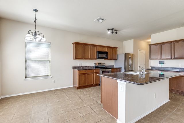 427 Paddock Lane, Celina, TX 75009