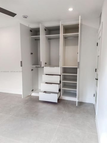 588 Palmetto Dr, Miami Springs, FL 33166