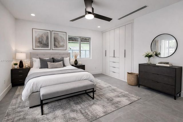 588 Palmetto Dr, Miami Springs, FL 33166