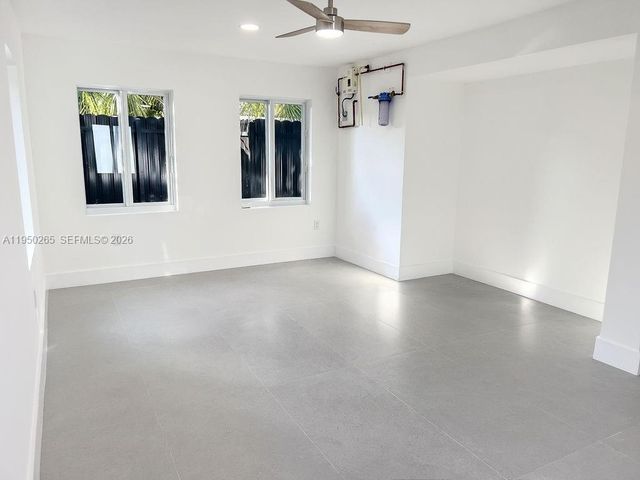 588 Palmetto Dr, Miami Springs, FL 33166