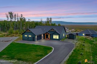 962 W Berry Circle, Wasilla, AK 99654