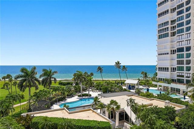 4251 Gulf Shore BLVD N 6D, Naples, FL 34103