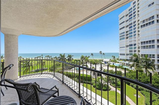 4251 Gulf Shore BLVD N 6D, Naples, FL 34103
