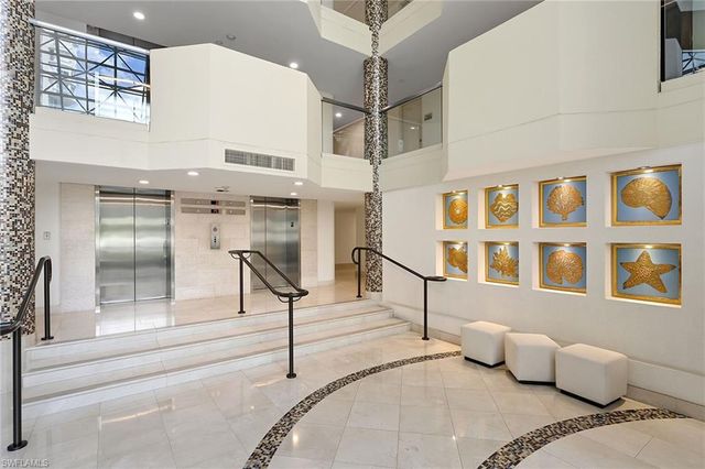4251 Gulf Shore BLVD N 6D, Naples, FL 34103