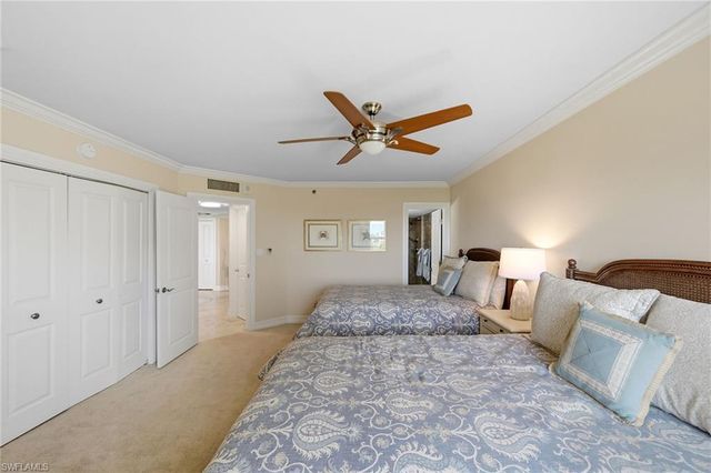4251 Gulf Shore BLVD N 6D, Naples, FL 34103