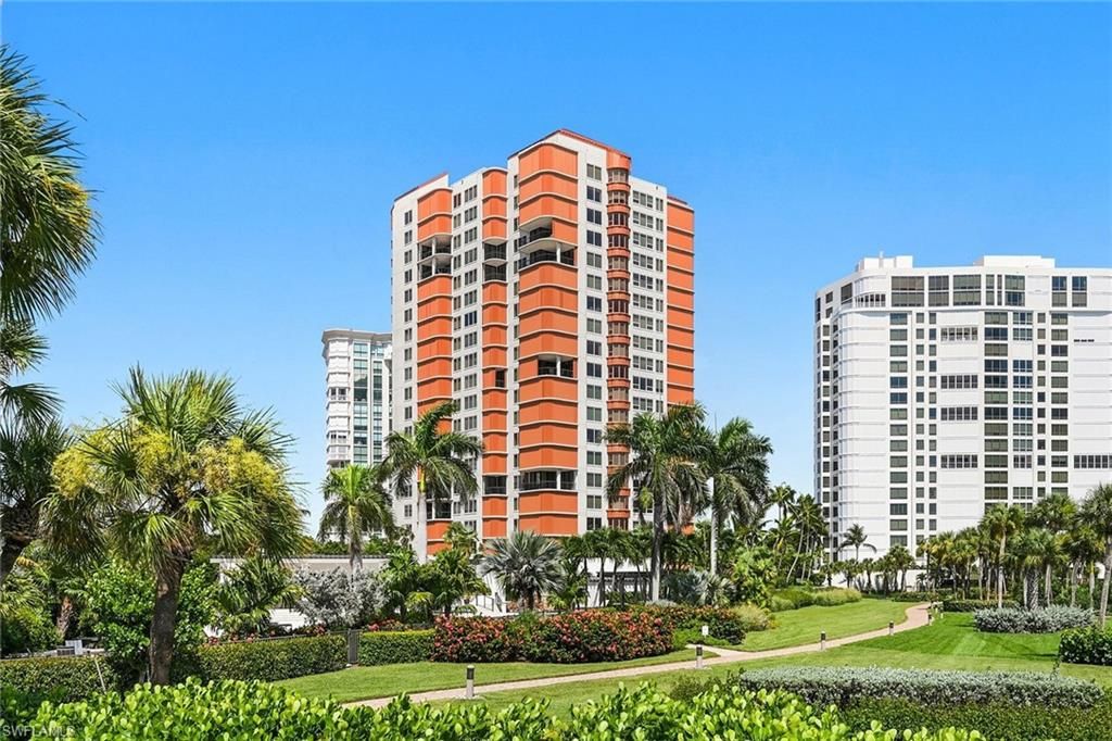 4251 Gulf Shore BLVD N 6D, Naples, FL 34103
