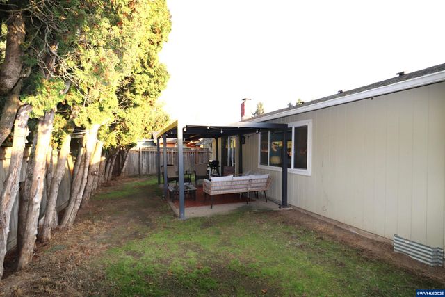 4737 Antelope Ct NE, Salem, OR 97305