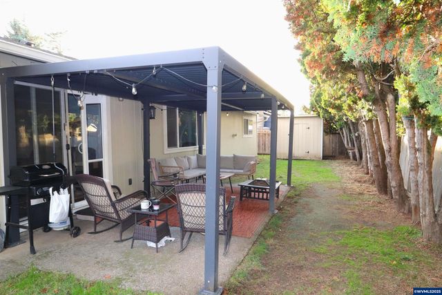 4737 Antelope Ct NE, Salem, OR 97305