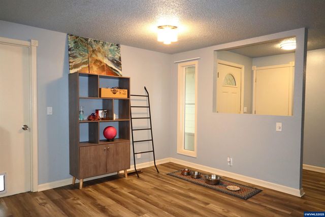 4737 Antelope Ct NE, Salem, OR 97305