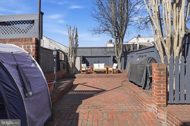 5015 22ND ST N, Arlington, VA 22207