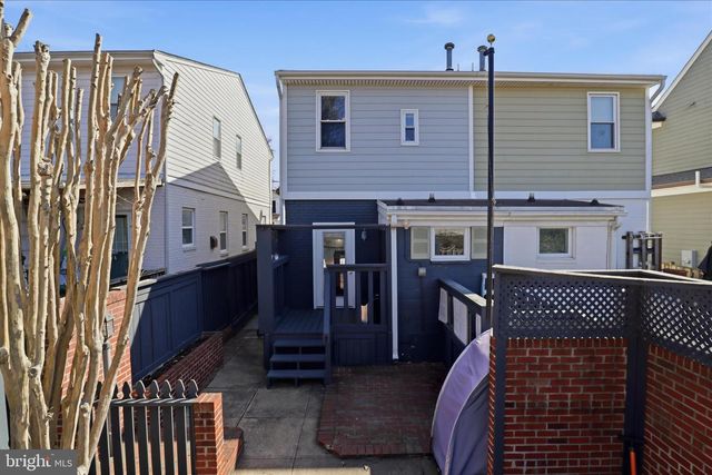 5015 22ND ST N, Arlington, VA 22207