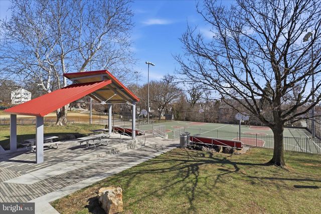 5015 22ND ST N, Arlington, VA 22207