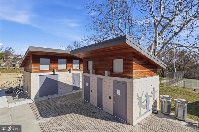 5015 22ND ST N, Arlington, VA 22207