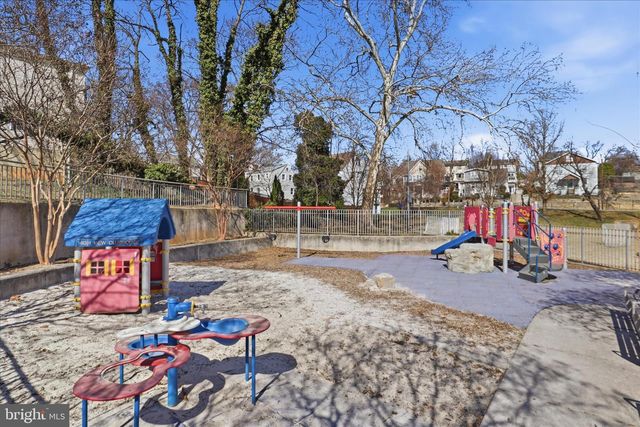 5015 22ND ST N, Arlington, VA 22207