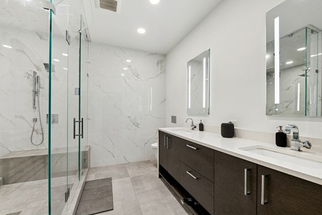 728 W Jackson Boulevard 107, Chicago, IL 60661