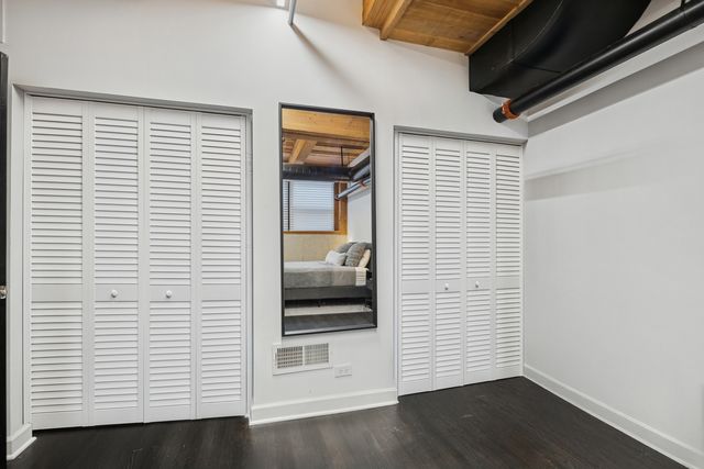 728 W Jackson Boulevard 107, Chicago, IL 60661