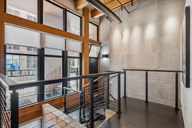 728 W Jackson Boulevard 107, Chicago, IL 60661