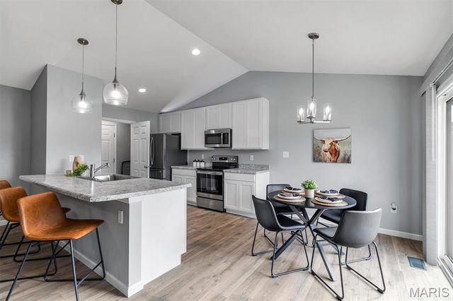 1122 Red Fox Drive, Eureka, MO 63025