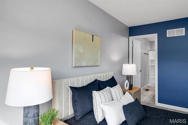 1122 Red Fox Drive, Eureka, MO 63025