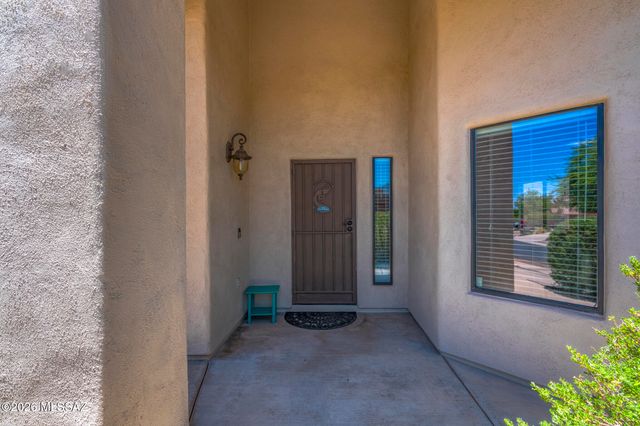 39682 S Horse Run Drive, Tucson, AZ 85739
