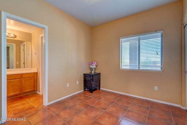 39682 S Horse Run Drive, Tucson, AZ 85739