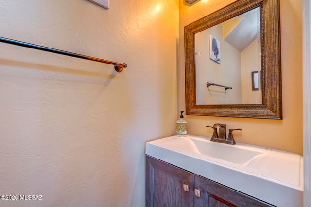 39682 S Horse Run Drive, Tucson, AZ 85739
