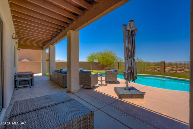 39682 S Horse Run Drive, Tucson, AZ 85739