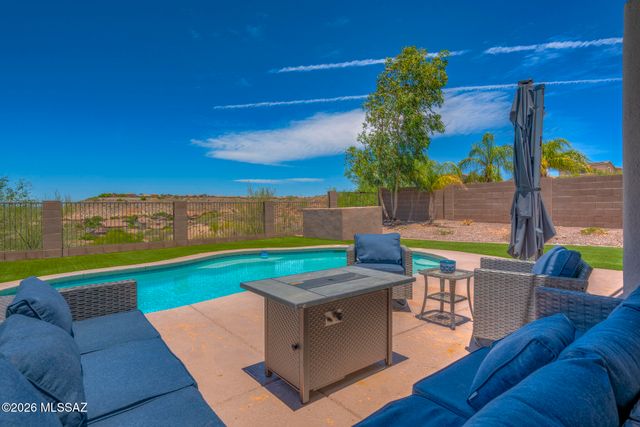 39682 S Horse Run Drive, Tucson, AZ 85739