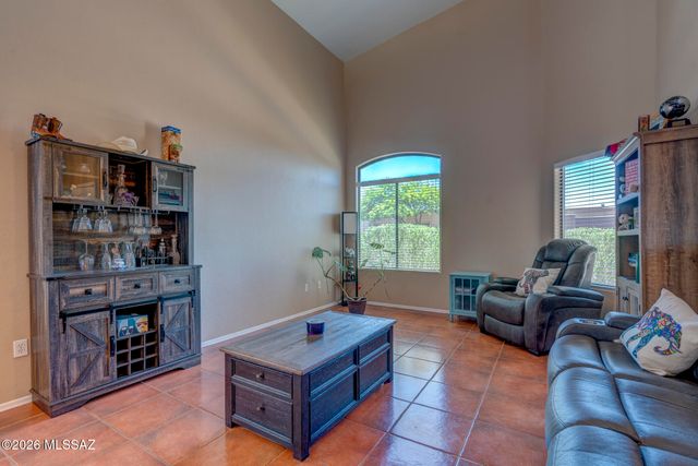 39682 S Horse Run Drive, Tucson, AZ 85739